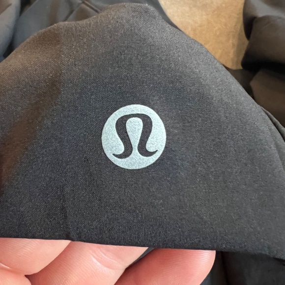 Size 4 Lululemon Side Pleat Tennis Skirt - Picture 3 of 4